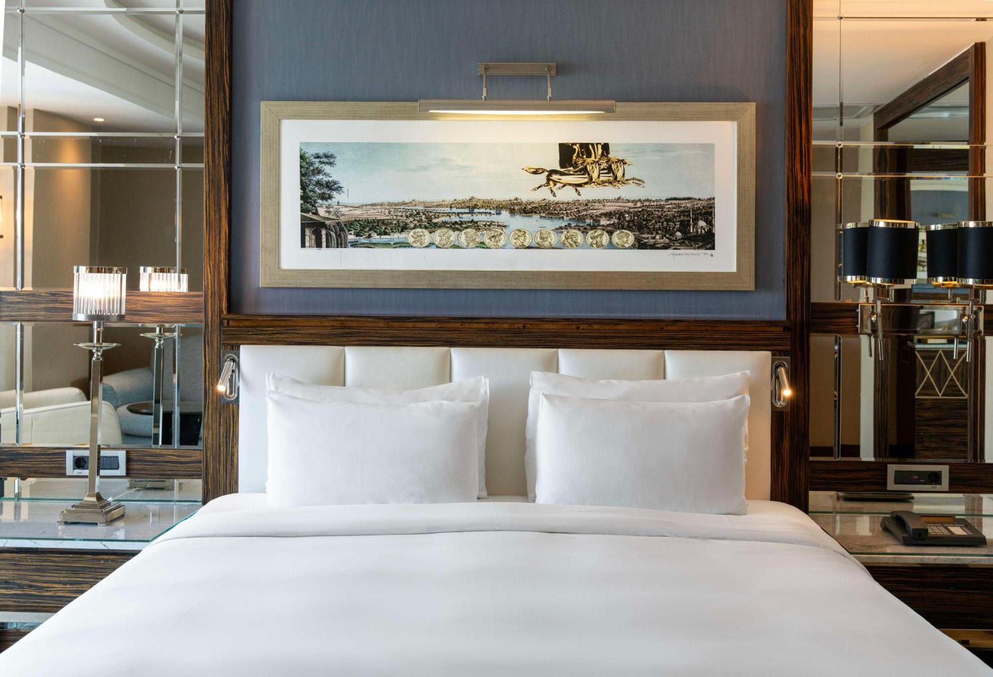 Radisson Blu Hotel Istanbul Pera Exterior photo